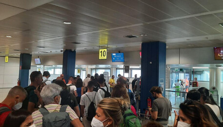 Aeroporti: radar riparato, voli tornano regolari a Cagliari (ANSA)