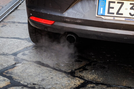 Accordo su Euro 7 per ridurre emissioni di auto e autocarri