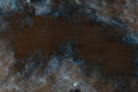 La regione opaca della Via Lattea chiamata il 'Mattone' (fonte: Ginsburg et al., doi: 10.3847/1538-4357/acfc34)