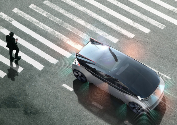 Volvo, accordo con Waymo per guida autonoma servizio taxi © ANSA