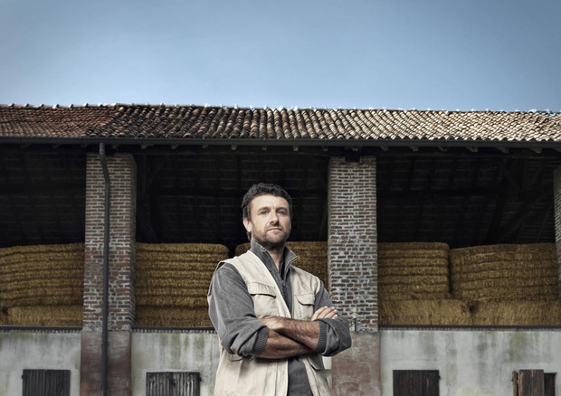 Stefano Aschieri, agricoltore vincitore del Pomodorino d'oro nel 2015 © ANSA