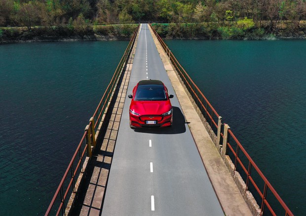 Ford to Coast, viaggio nel cuore d'Italia con Mustang Mach-E © ANSA