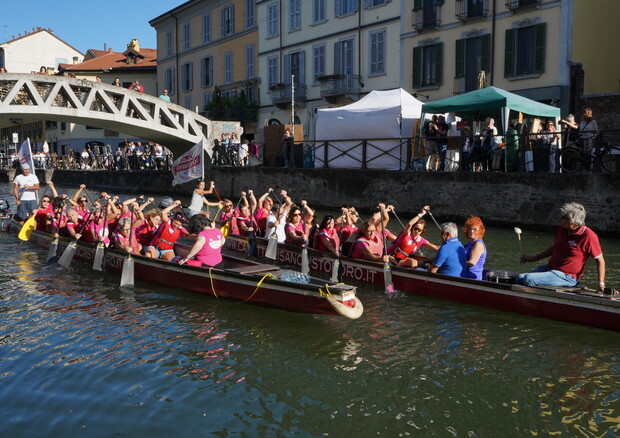 Dragon Boat Festival, a remi contro cancro e cardiopatie © ANSA