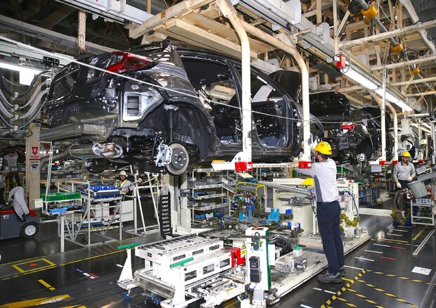 Le plug-in Toyota assemblate per la prima volta in Europa © ANSA
