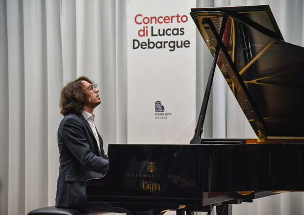 Concerto di Lucas Debargue all'auditorium Amplifon © ANSA