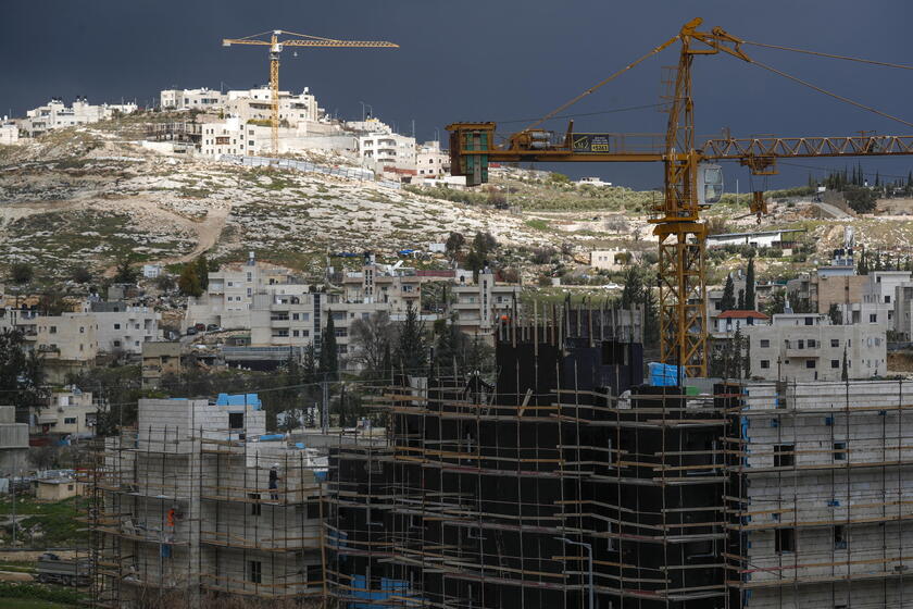 Israeli Cabinet approved Israeli settlement outposts and approved extensive new construction in West Bank © ANSA/EPA