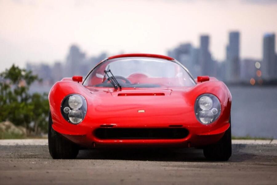 All'asta da Sotheby's l'ultima Ferrari Dino 206 S © 