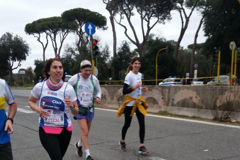 Silvio Ungania, alla maratona di Roma con la figlia dopo un tumore al pancreas -     RIPRODUZIONE RISERVATA