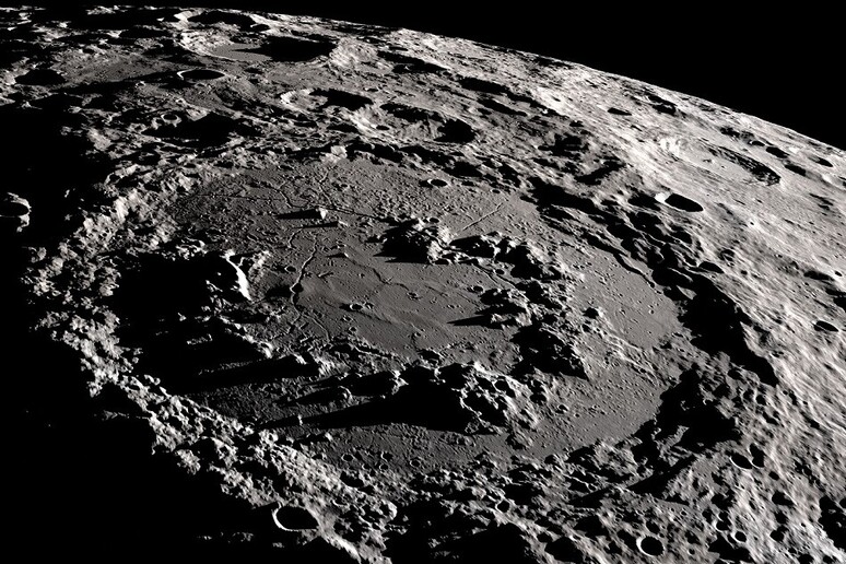 L 'asteroide potrebbe essere un antico frammento della Luna (fonte: NASA GSFC Scientific Visualization Studio) - RIPRODUZIONE RISERVATA