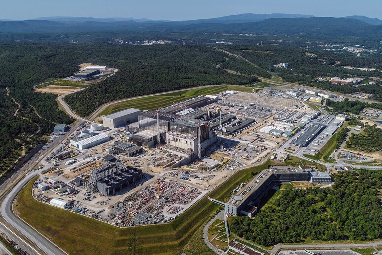 Panoramica del sito di Cadarache, dove si sta costruendo il reattore sperimentale Iter (fonte: Iter) - RIPRODUZIONE RISERVATA