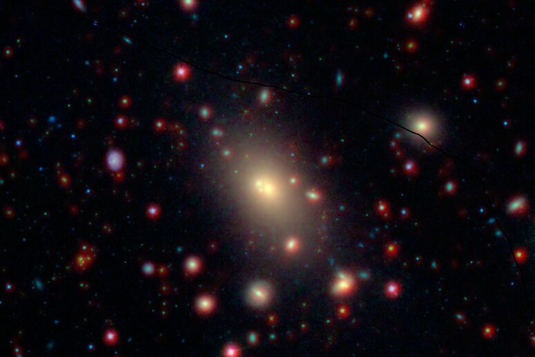 Galassie osservate con i telescopi Wise e Spitzer della Nasa (fonte: NASA/JPL-Caltech/SDSS/NOAO) - RIPRODUZIONE RISERVATA