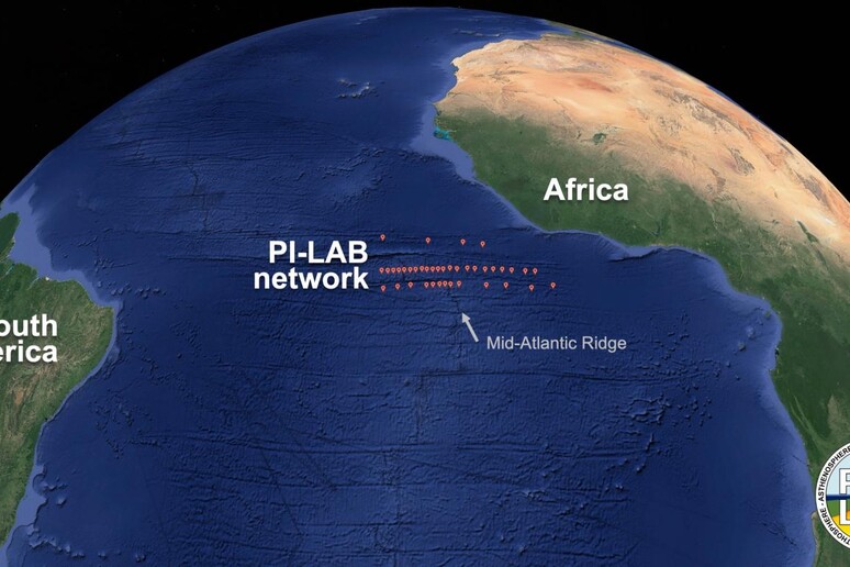 39 sismometri sono stati posizionati sul fondale dell 'oceano lungo la dorsale medio atlantica (fonte: Università di Southampton) - RIPRODUZIONE RISERVATA