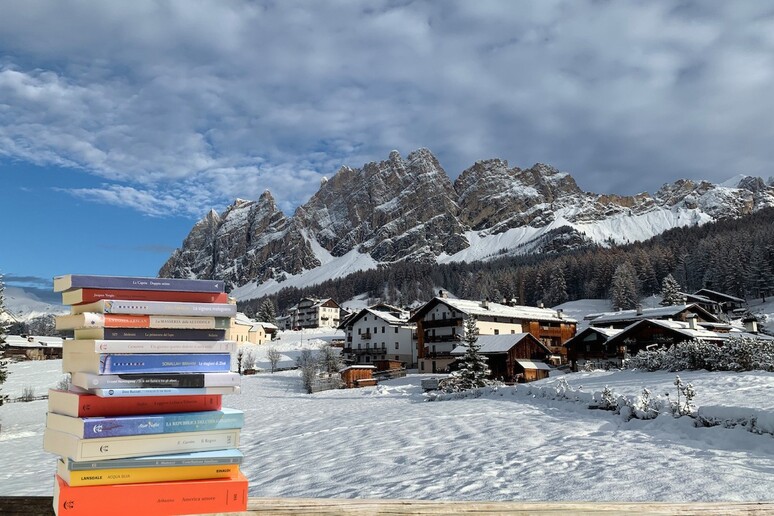 A Cortina 30 incontri con  	'Una montagna di libri 	' - RIPRODUZIONE RISERVATA
