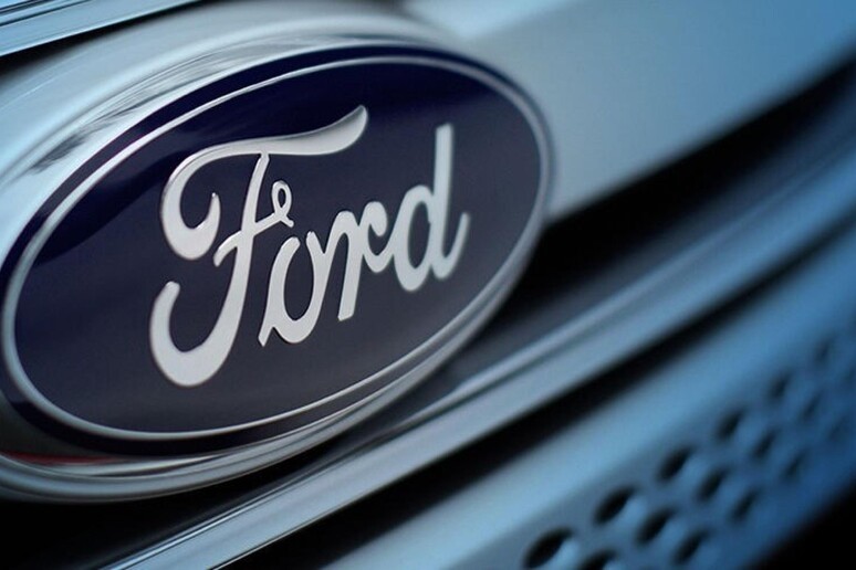 Ford, da 2022 produrrà motore ibrido Duratec 2,5l a Valencia © ANSA/us Ford