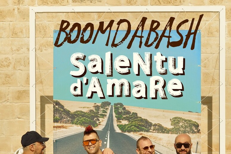Boomdabash, Salentu d 	'amare - RIPRODUZIONE RISERVATA