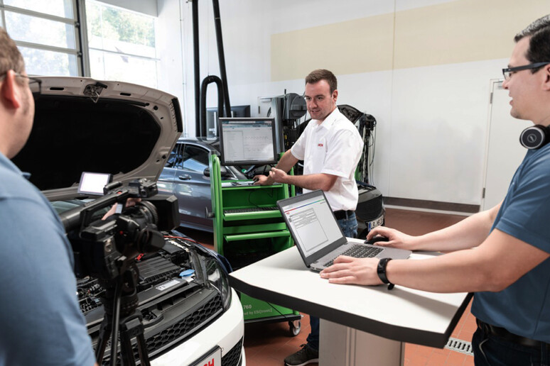 Bosch Automotive Aftermarket, nuovo programma formazione © ANSA/Bosch Press