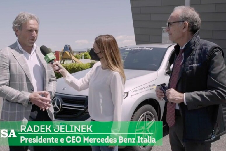 Mercedes-Aci Vallelunga, insieme al servizio della sicurezza - RIPRODUZIONE RISERVATA