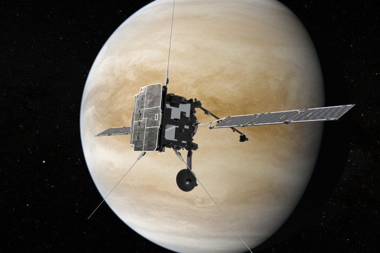 Rappresentazione artistica del passaggio ravvicinato a Venere della sonda Solar Orbiter (fonte: ESA/ATG medialab) - RIPRODUZIONE RISERVATA