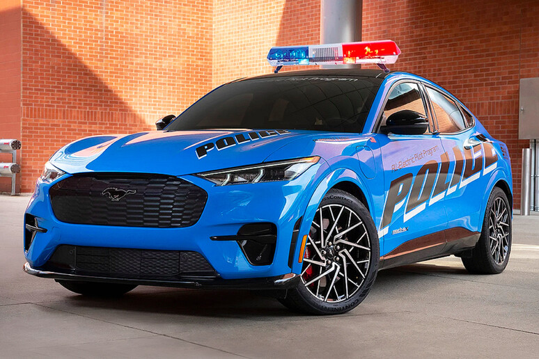 Ford Mustang Mach-E GT diventa auto della Polizia a New York © ANSA/Ford US Media