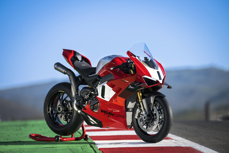 Ducati Panigale V4 R, è tutto un inno all 'anima racing © ANSA/Ducati