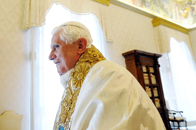Il Papa emerito Benedetto XVI © ANSA/EPA