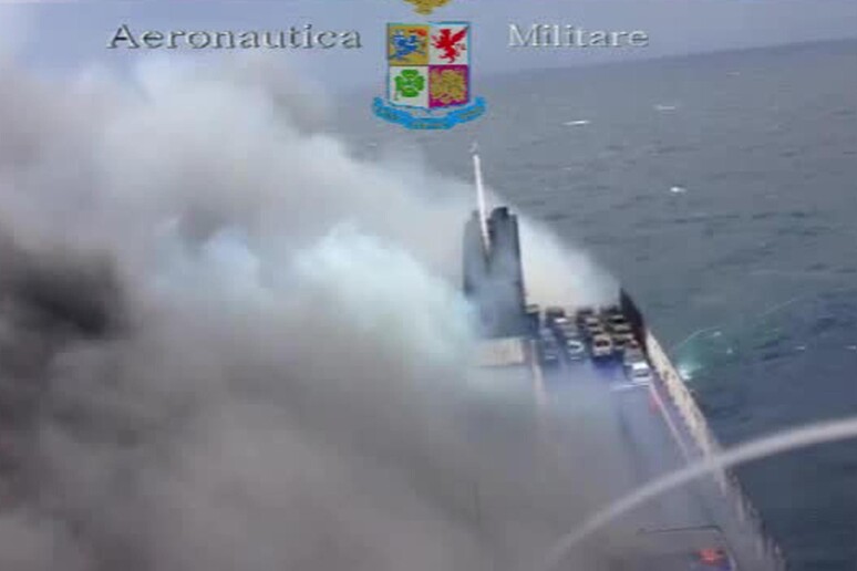 Incendio nave: nel 2014 in naufragio Norman Atlantic 31 morti - RIPRODUZIONE RISERVATA