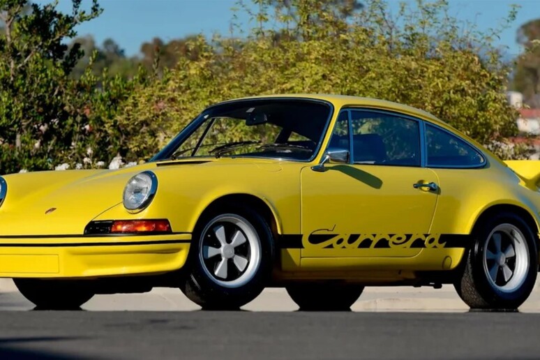 Fast And Furious, all 'asta la Porsche 911 di Paul Walker - RIPRODUZIONE RISERVATA
