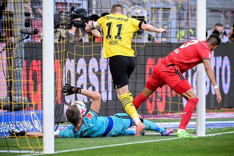 Borussia Dortmund-Bayer Leverkusen © ANSA/EPA