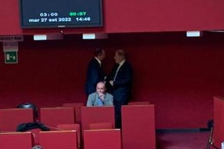 Bucci si congratula con Pirondini, nuovo senatore - RIPRODUZIONE RISERVATA