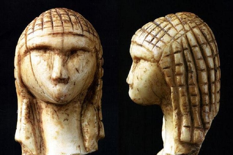 La Signora di Brassempouy, tra i più noti esempi di figure femminili riprodotte dalla cultura gravettiana (fonte: Wikimedia) - RIPRODUZIONE RISERVATA