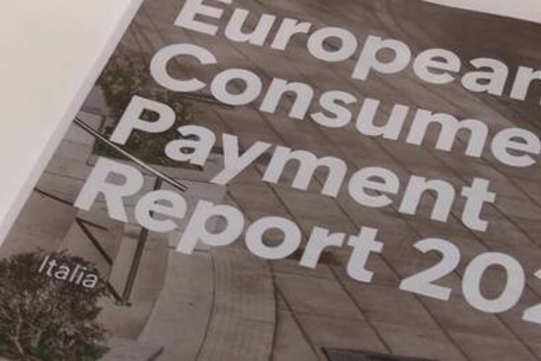 INTRUM-European Consumer Payment Report - RIPRODUZIONE RISERVATA