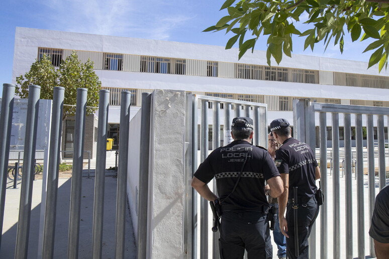 Spagna: studente 14enne pugnala 4 persone in una scuola © ANSA/EPA